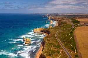 great ocean road and 12 apostle 300x199